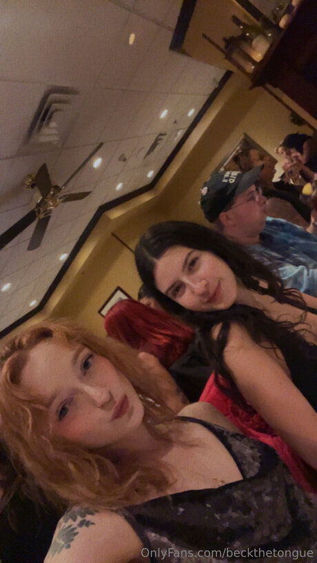 beckthetongue modèle xxx galerie