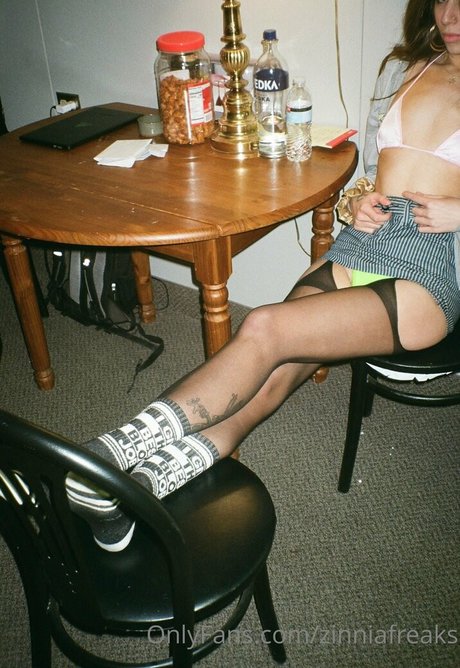 zinniafreaks étoile chaude img