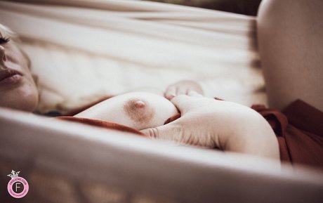 Lovita Fate modèle adulte img