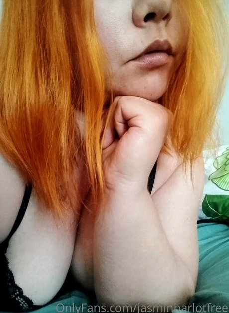 jasminharlotfree modèle porno archive