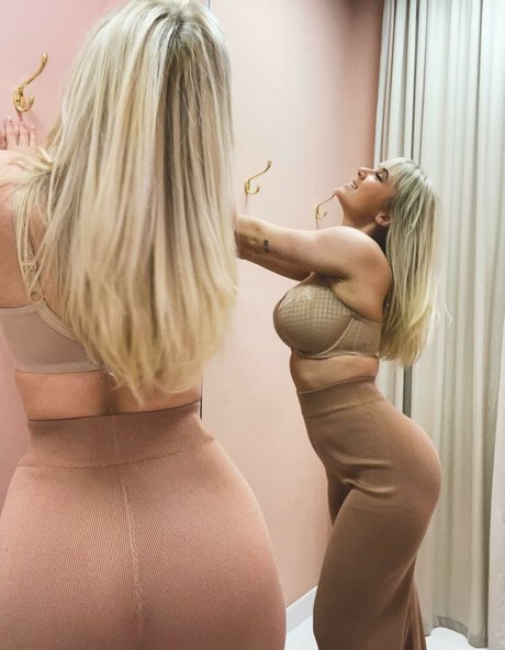 Saterra nus étoiles photos