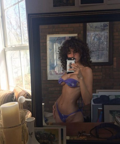 Breannacyoung modèle chaud photo