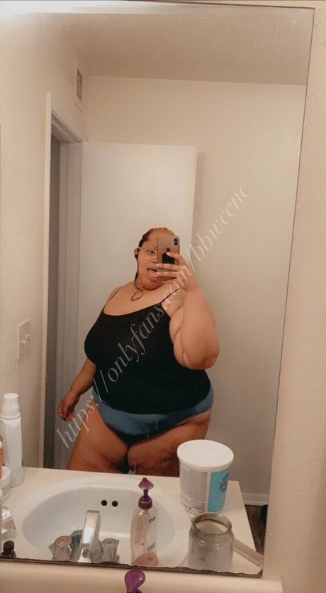 bbwcenc xxx étoile des photos