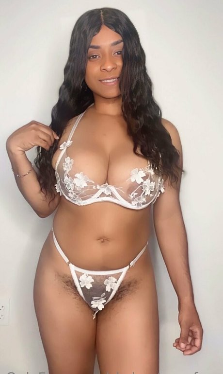 skylarstarxxfree modèle nu photo