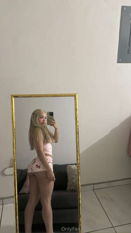 nicolgastelum actrice de grande qualité des photos