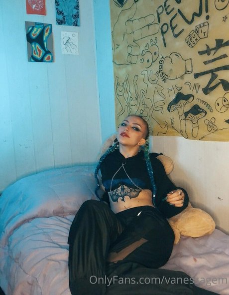 vanessagem modèle magnifique collection