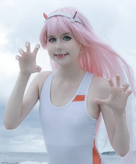 asainoshi modèle magnifique photos