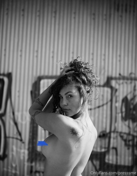 massothérapeute onlyfans top jolie img