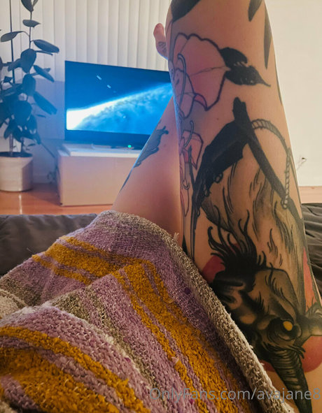 avajane8 haut modèle galeries