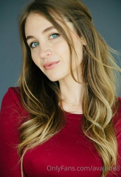 avajane8 modèle magnifique des photos
