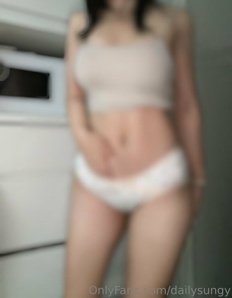 dailysungy star du porno érotique img