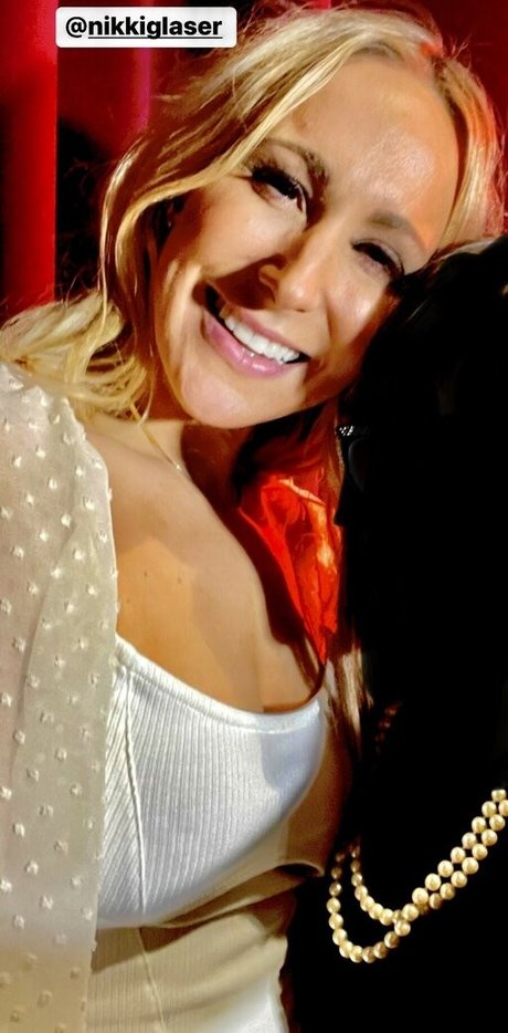 Nikki Glaser Fotoaufnahmen