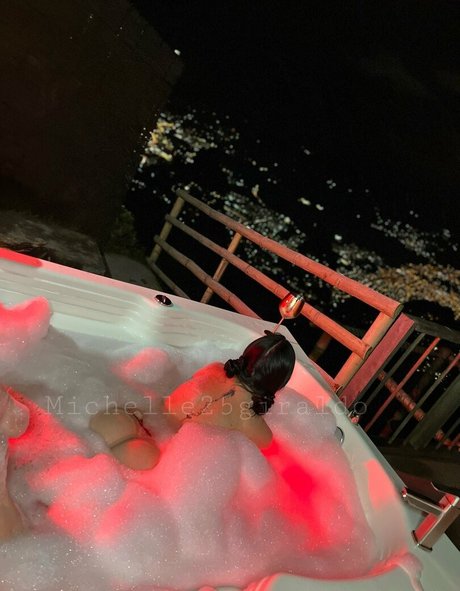 MichelleGiraldo nus de stars du porno images