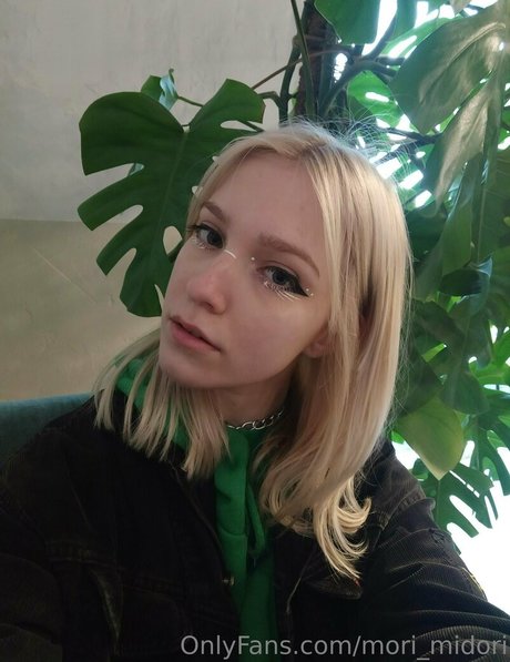 mori midori nus star du porno galerie