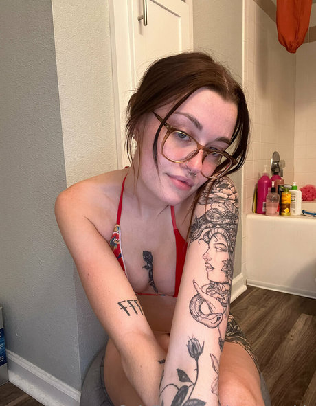 xoxomadds actrice nue images