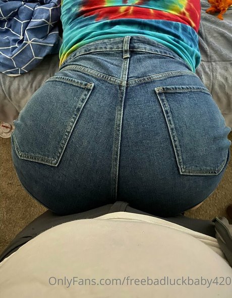 freebadluckbaby420 étoile adulte collection