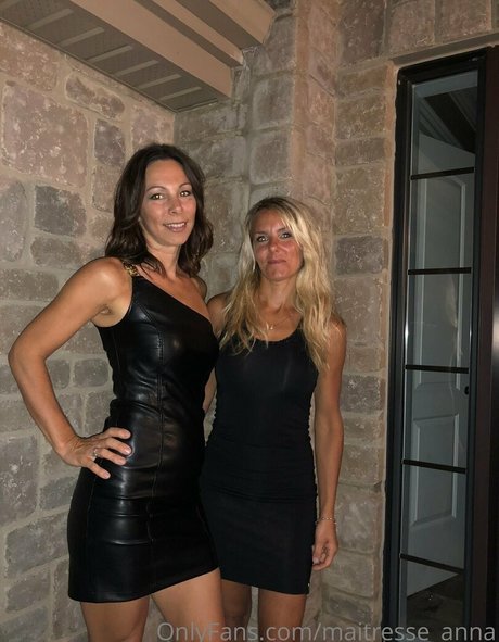 Misszenanna actrice de grande qualité photo