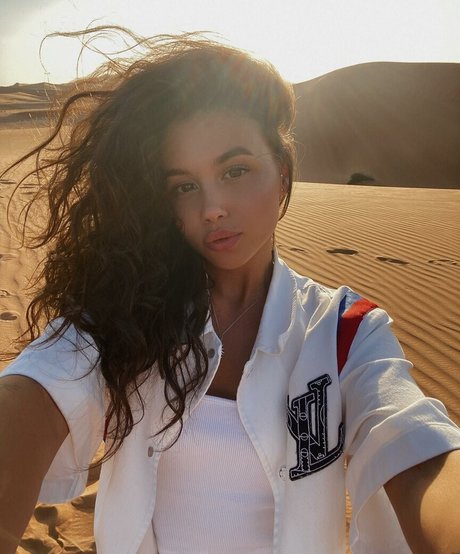 aliya kiss sexe de star du porno des photos