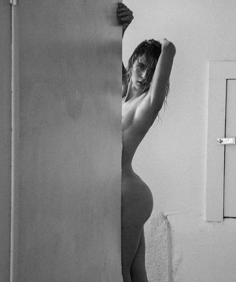 Lauren Bonner modèle gratuit archive