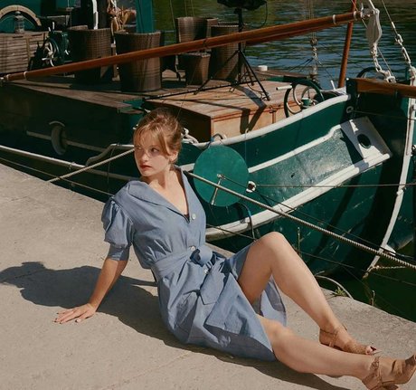 Camille Yolaine star du porno chaude img