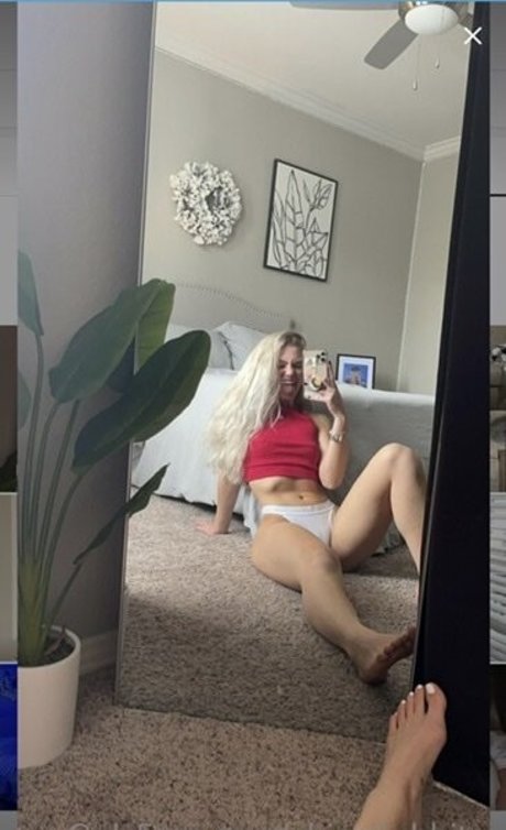 Abigail White modèle hd archive