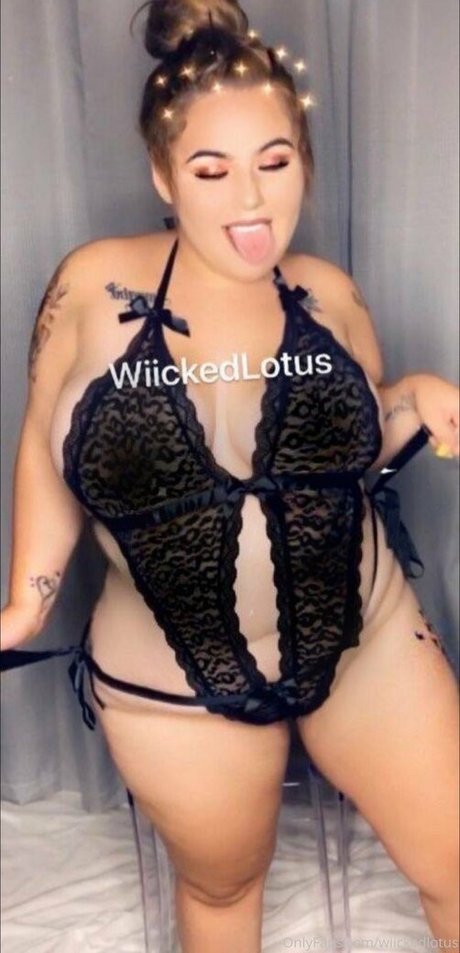 babygiirl45 nus de stars du porno image