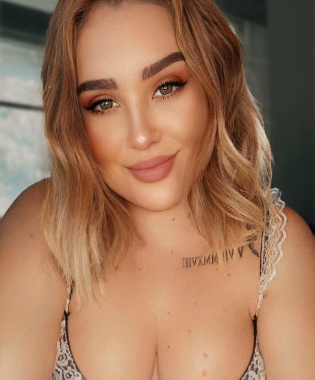 aisselles poilues onlyfans adulte parfait des photos