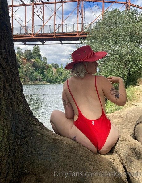 alaskaclouds nus de stars du porno images