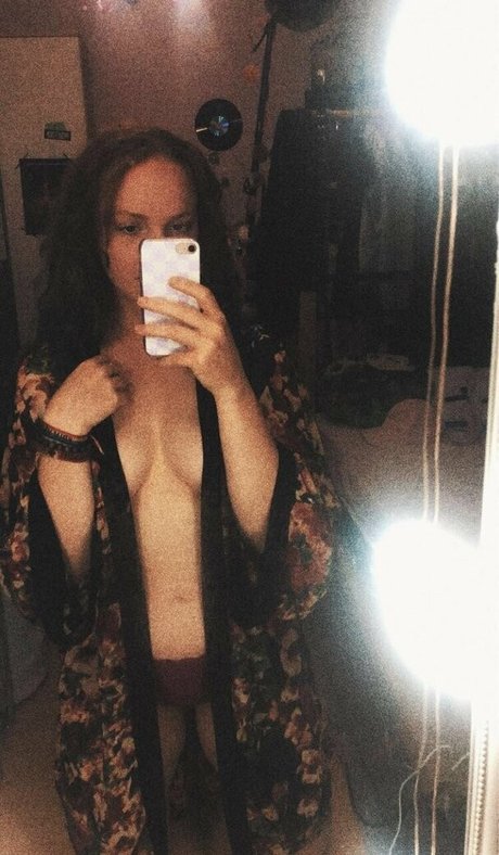 journaliste onlyfans exclusif gratuit des photos