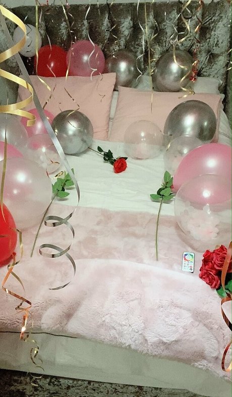 karlajames modèle nu photos