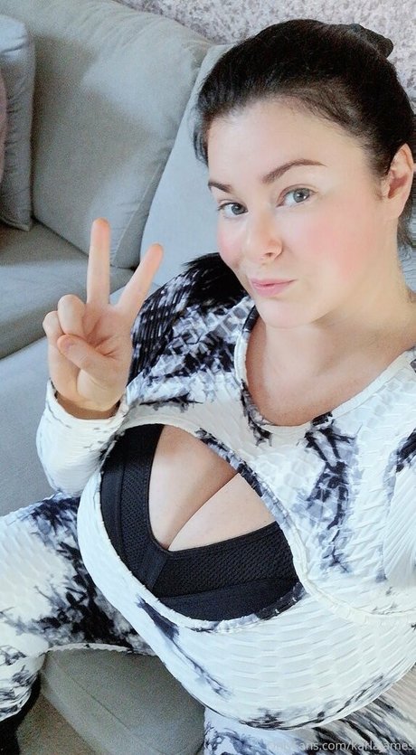 karlajames jolie étoile des photos