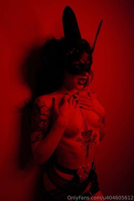 U404605612 actrice parfaite des photos