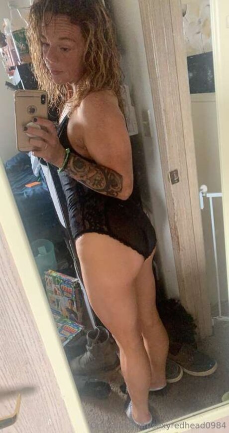 Sexyredhead0984 modèle adulte images