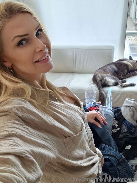 Feyafonteyn art modèle archive