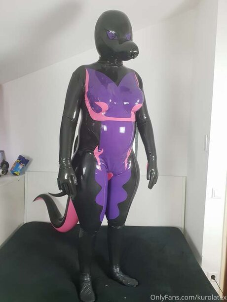 Kurolatex star du porno sexy archive