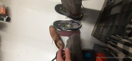 Enjoy Body And Foot sexe de star du porno des photos