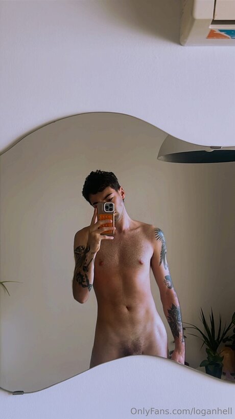 Loganhell sexe star image