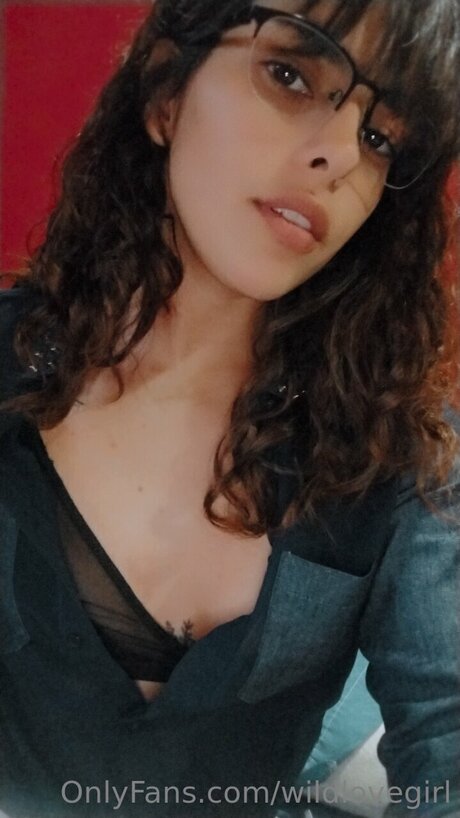 Wildlovegirl actrice hd photos