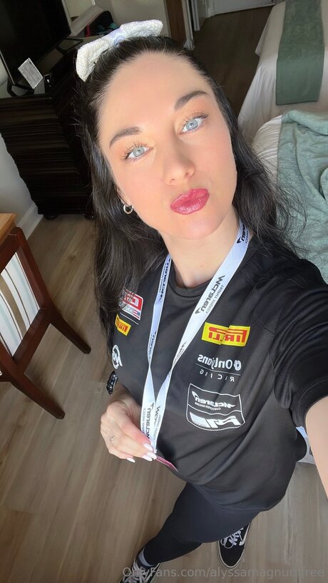 Alyssamagnumfree modèle nu galerie