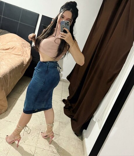 chatte dégoulinante et humide onlyfans haute qualité images