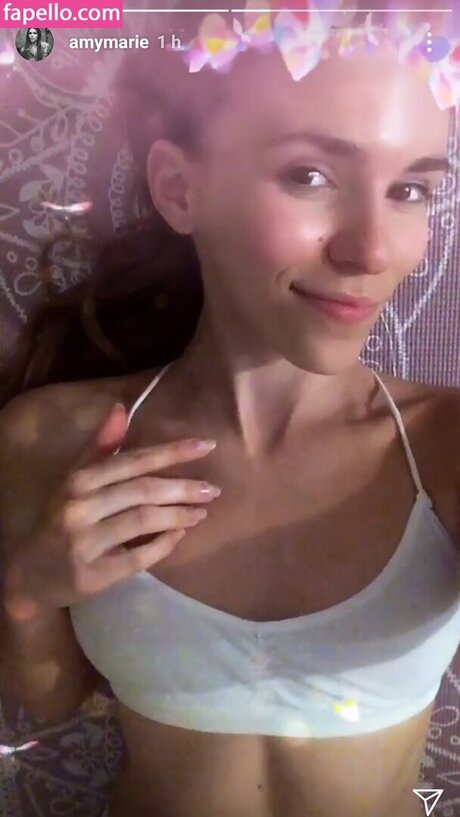 déshabillage onlyfans nu xxx img