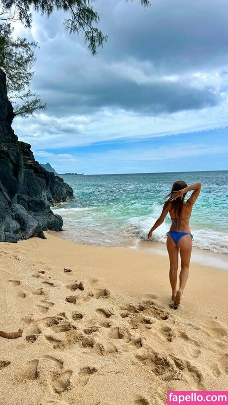 Amymarie Gaertner actrice de nus collection