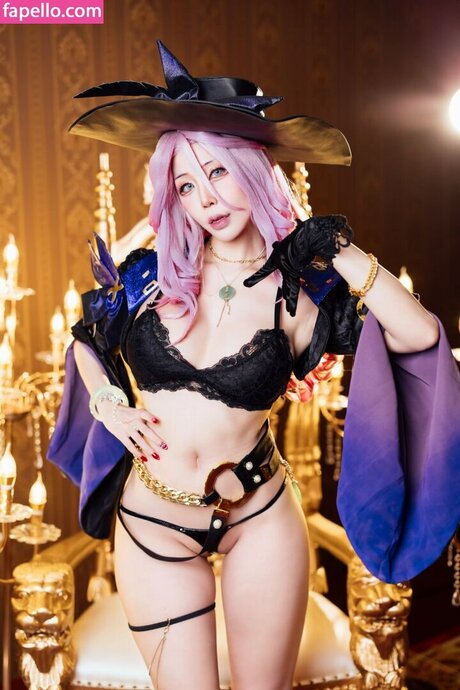 Kittyisfluffy modèle sexy images