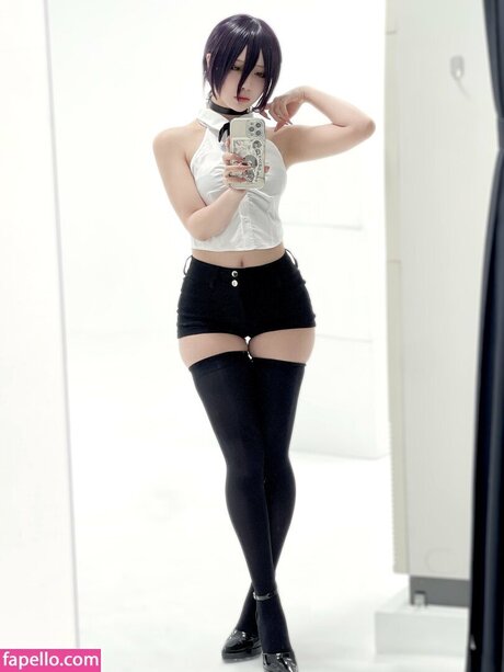 ayunochan_ joli modèle img