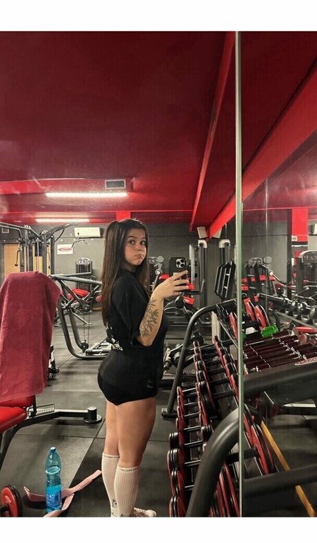 chatte chauve onlyfans xxx érotique img