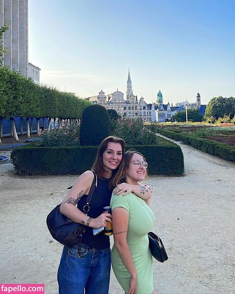 Oryvllmiee star du porno xxx photo