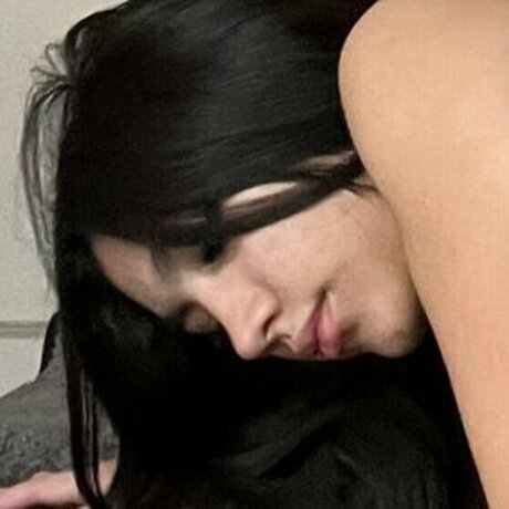 Renismartinez modèle artistique galeries