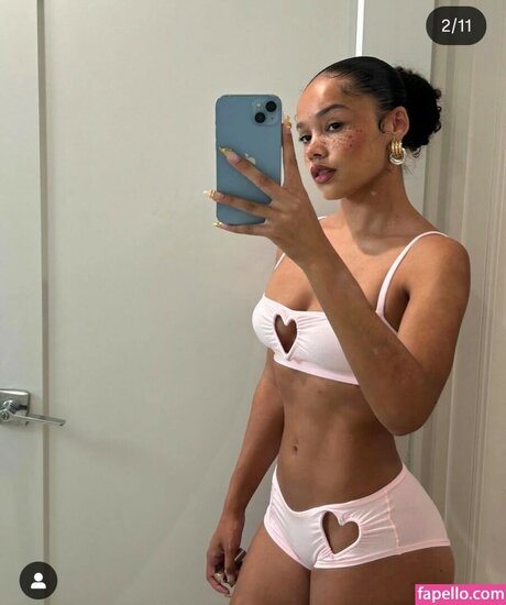 Liana Maria star pornographique photo