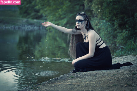 Jessthe Shire belle actrice galeries