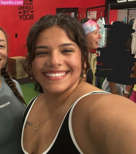 Duyein Martinez modèle sexy photos